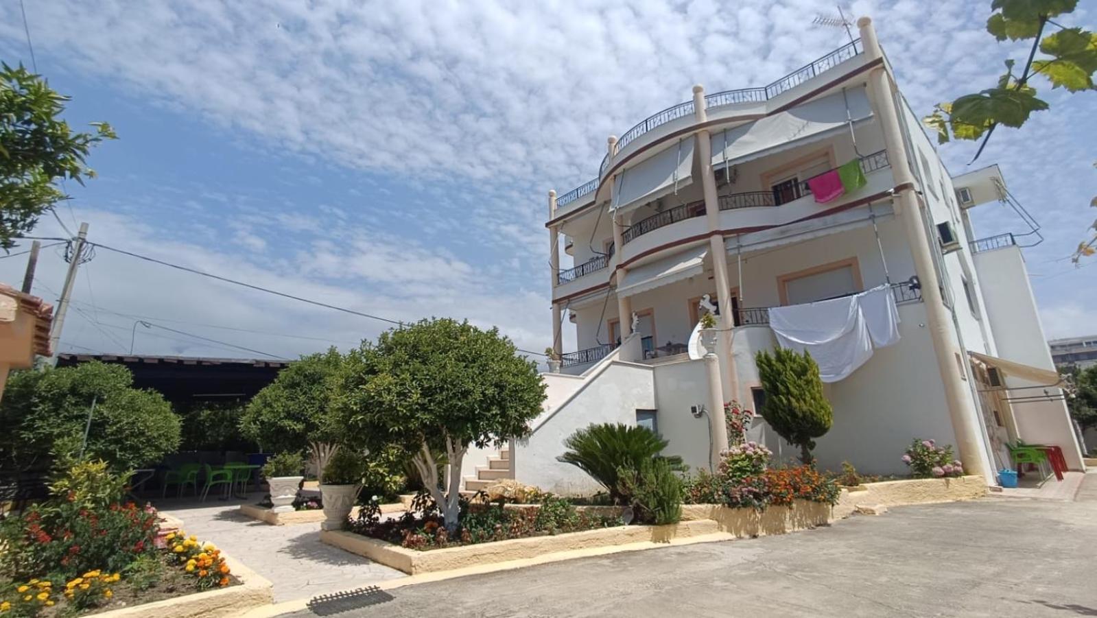 Apartments Rudi Orikum Dış mekan fotoğraf
